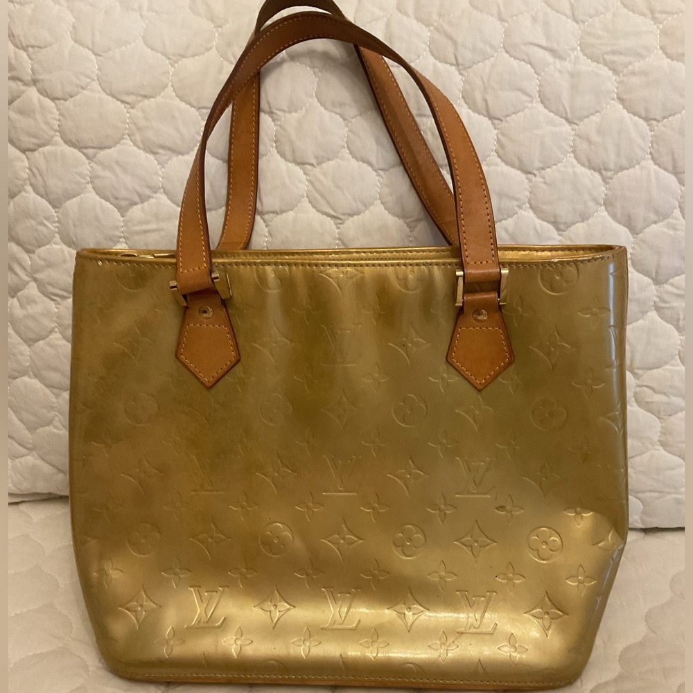 Project bag
Louis Vuitton Yellow Monogram Vernis Tote Shoulder Bag